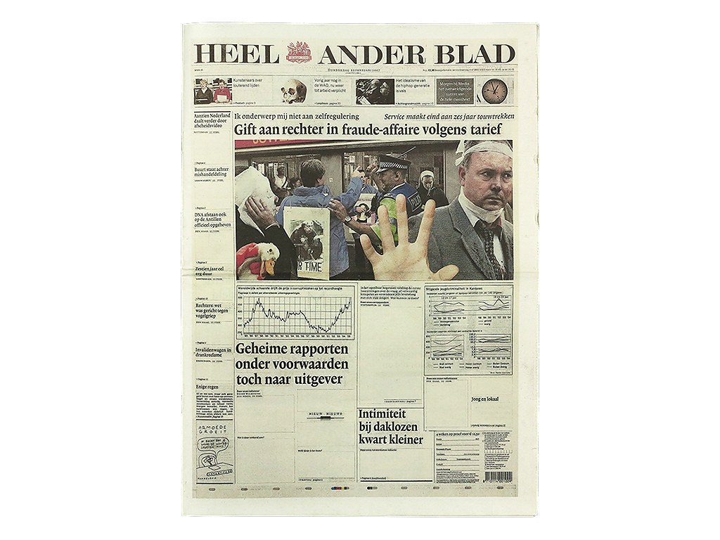 https://mediabank.vanabbemuseum.nl/vam/files/alexandria/publicaties/2019/LuukWilmering/2009-Heel%20Ander%20Blad-lr1.JPG