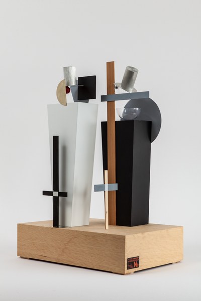 3D interpretatie naar 'Totengräber (Doodgravers)' van El Lissitzky