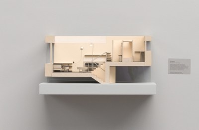 Maquette interieur project voor het F-type wooncel: gemeenschapswoning van de architect M. Ginzburg