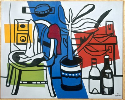 Une chaise, un pot de fleurs, 2 bouteilles