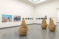 https://mediabank.vanabbemuseum.nl/vam/files/alexandria/publiciteit/zaaloverzichten/2013/erwaseens/_PCE7713.jpg