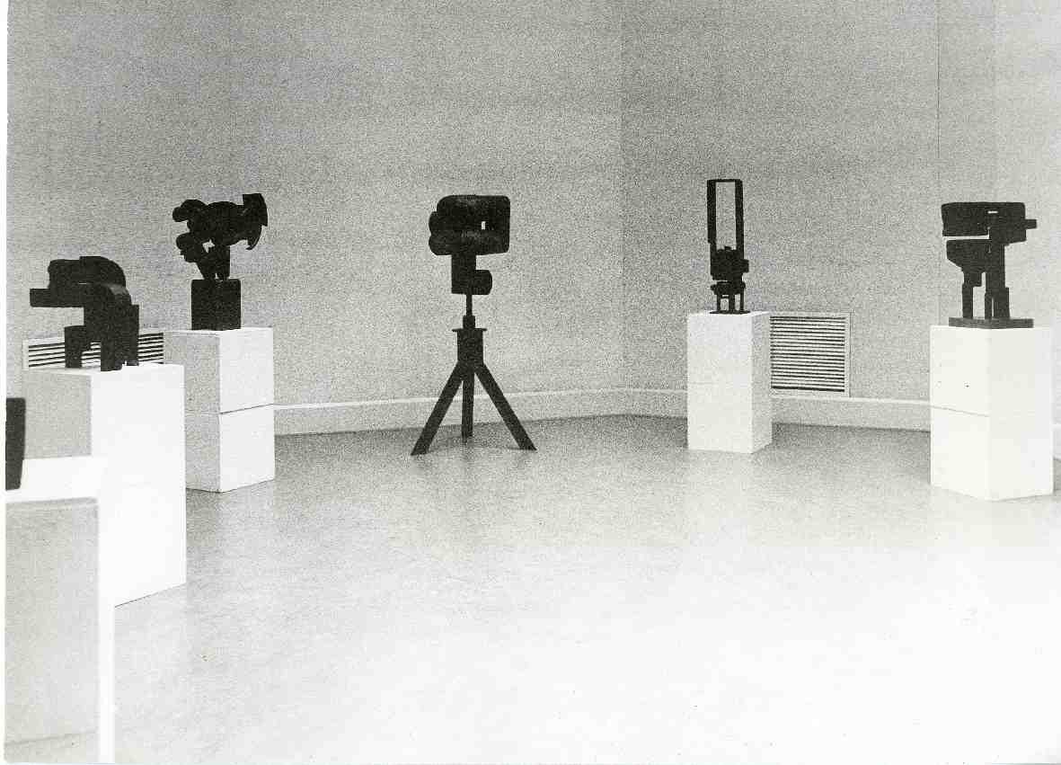 https://mediabank.vanabbemuseum.nl/vam/files/alexandria/publiciteit/zaaloverzichten/1967/tinguely&luginbuehl/1967_tinguely&luginbuehl006.jpg