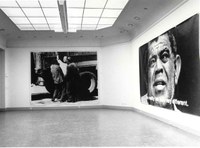 https://mediabank.vanabbemuseum.nl/vam/files/alexandria/publiciteit/zaaloverzichten/1979/sieverding/1979_sieverding005.jpg