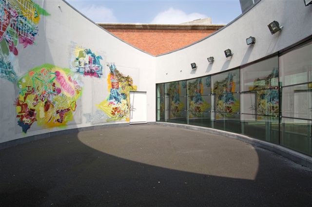https://mediabank.vanabbemuseum.nl/vam/files/alexandria/publiciteit/zaaloverzichten/2007/schoenstadt/_COX2858.jpg