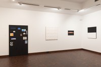 https://mediabank.vanabbemuseum.nl/vam/files/alexandria/publiciteit/zaaloverzichten/2013/valenvan/vanvalen2.jpg