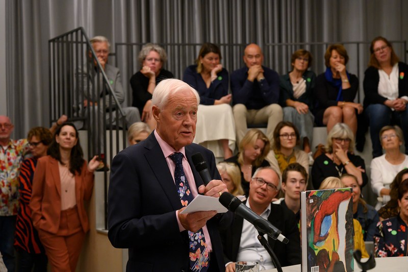 In memory of Gerard Meulensteen