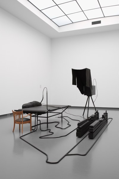 Chair / Staged Android (reduced to 88%)