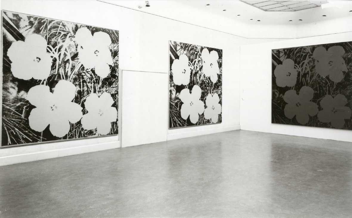 https://mediabank.vanabbemuseum.nl/vam/files/alexandria/publiciteit/zaaloverzichten/1970/warhol/1970_warhol_zaal001.jpg