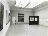 https://mediabank.vanabbemuseum.nl/vam/files/alexandria/publiciteit/zaaloverzichten/1967/artypo/1967_artypo005.jpg