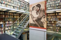 https://mediabank.vanabbemuseum.nl/vam/files/alexandria/publiciteit/zaaloverzichten/2016/rood/_DSC5555.jpg