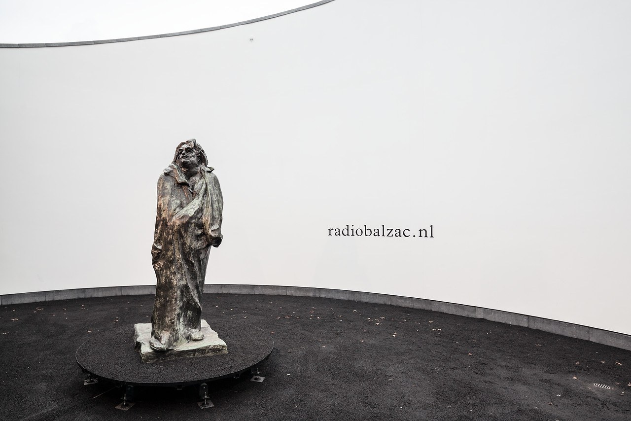 https://mediabank.vanabbemuseum.nl/vam/files/alexandria/publiciteit/zaaloverzichten/2014/holleman/20140201_162036_PVD_000.jpg