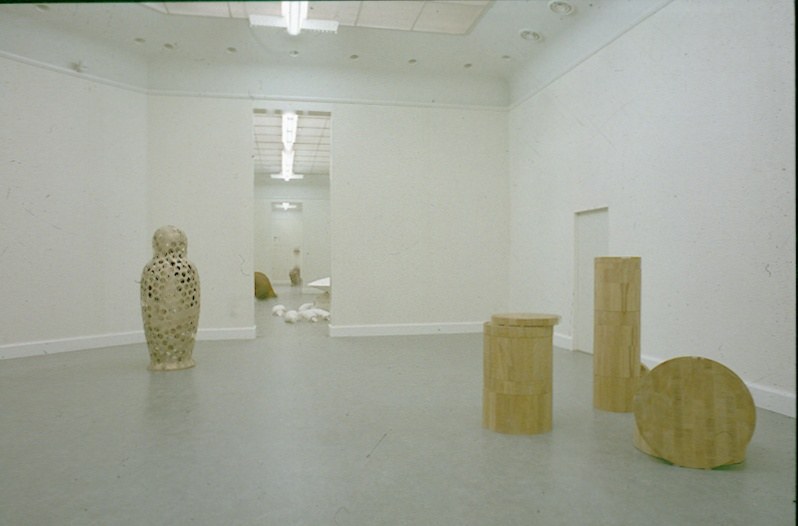https://mediabank.vanabbemuseum.nl/vam/files/alexandria/dia-archief/1989/cragg_t/cragg_t_6.jpg