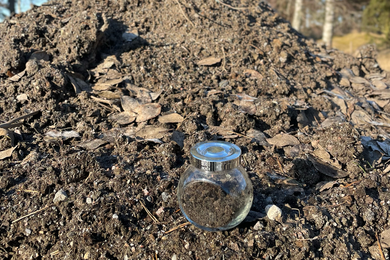 Breng een potje 'soil'
